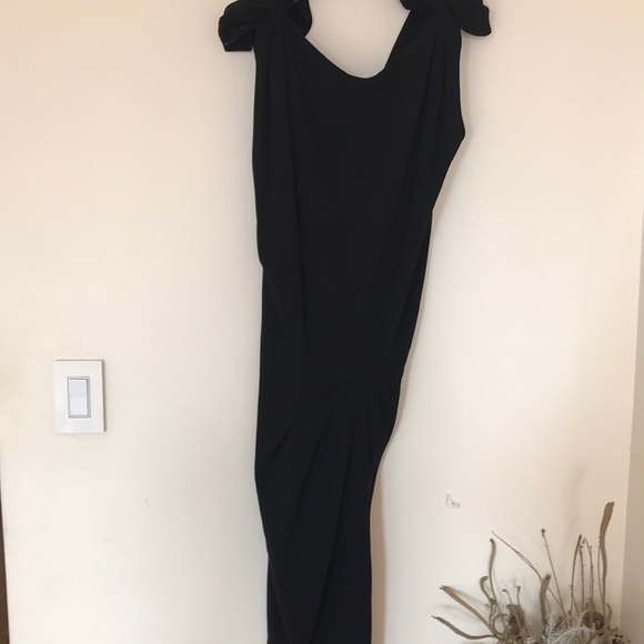 Dress - Picture 1 of 4